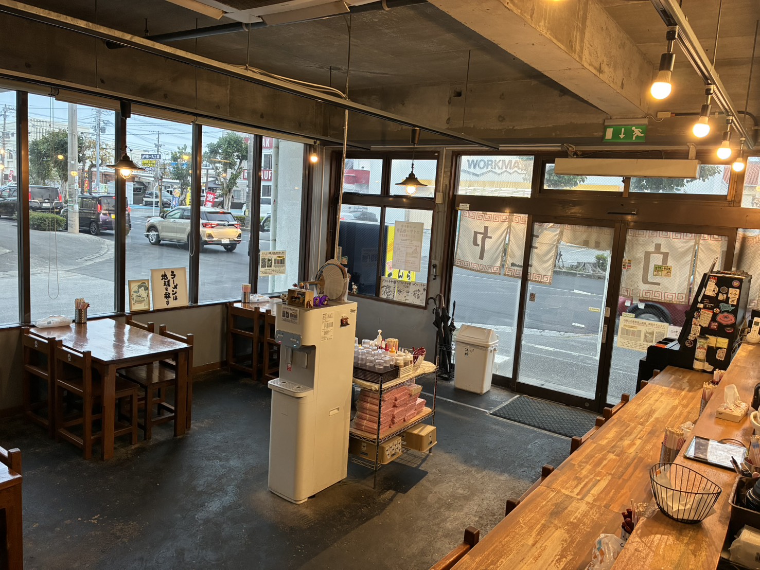 麺と飯ソウハチヤ 泡瀬本店